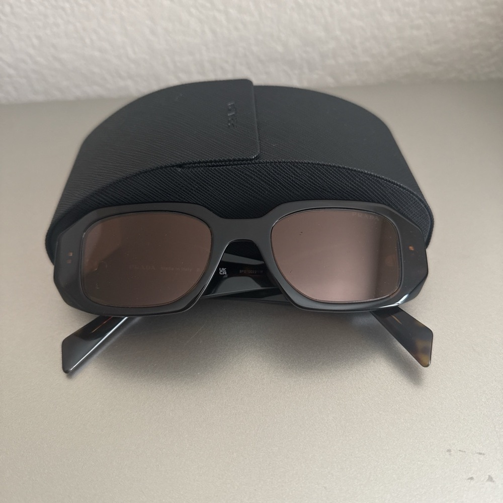 Prada PR 17WS Sunglasses